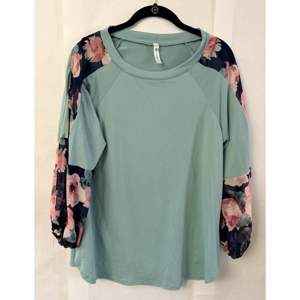 Emerald Mint Green Raglan Top Featuring Contrast Floral Puff  Sleeves Size Small